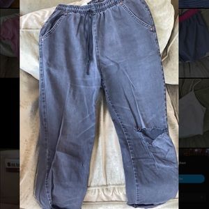 Bobbie Brooks black cargo pants/denim feel, size 10, fit like an 8, wide legged